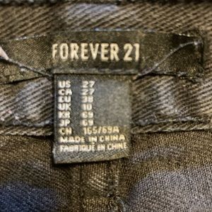 Forever 21 black denim shorts studded size 27